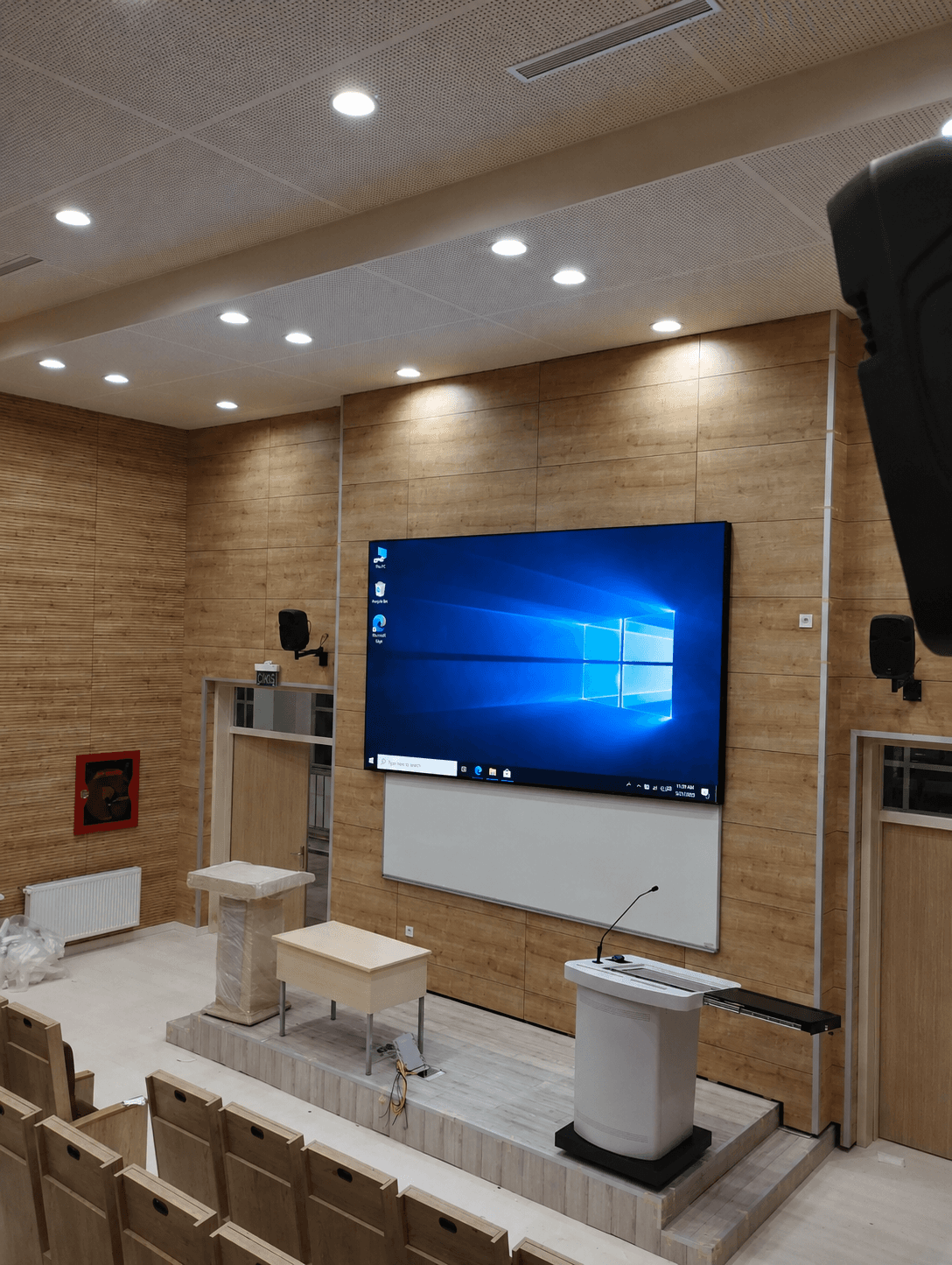 Abant İzzet Baysal Üniversitesi – Akıllı Sınıf Projesi